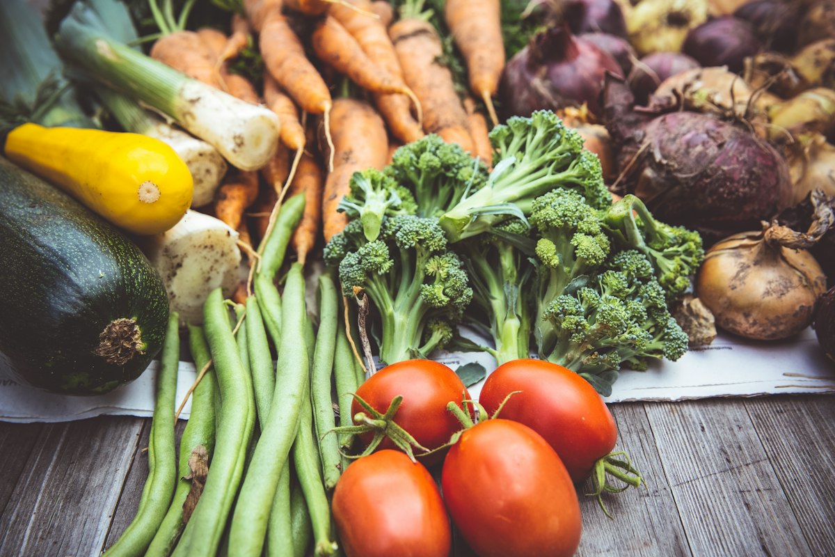 Vitamins and mineral-rich foods for men
